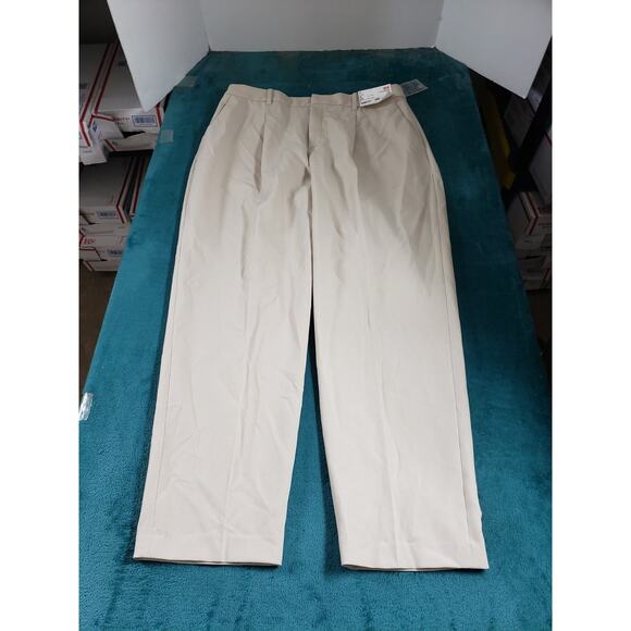 Uniqlo Pants Size 31 Womens Beige Stretch Chino Khaki Pleated Straight NWT - Picture 2 of 14